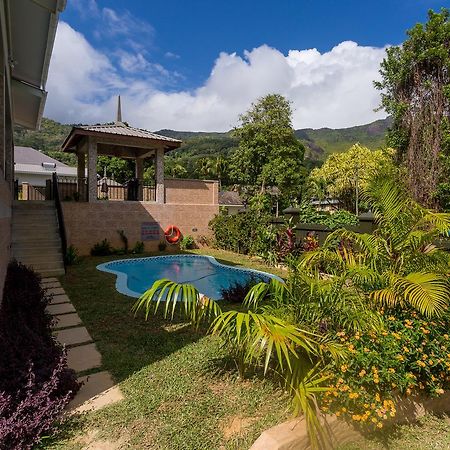 Beau Vallon Villa Chalets ภายนอก รูปภาพ