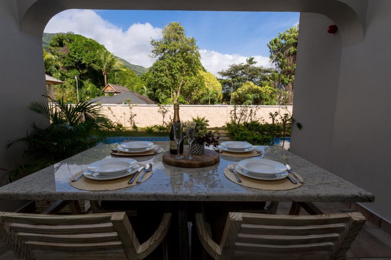 Beau Vallon Villa Chalets ภายนอก รูปภาพ