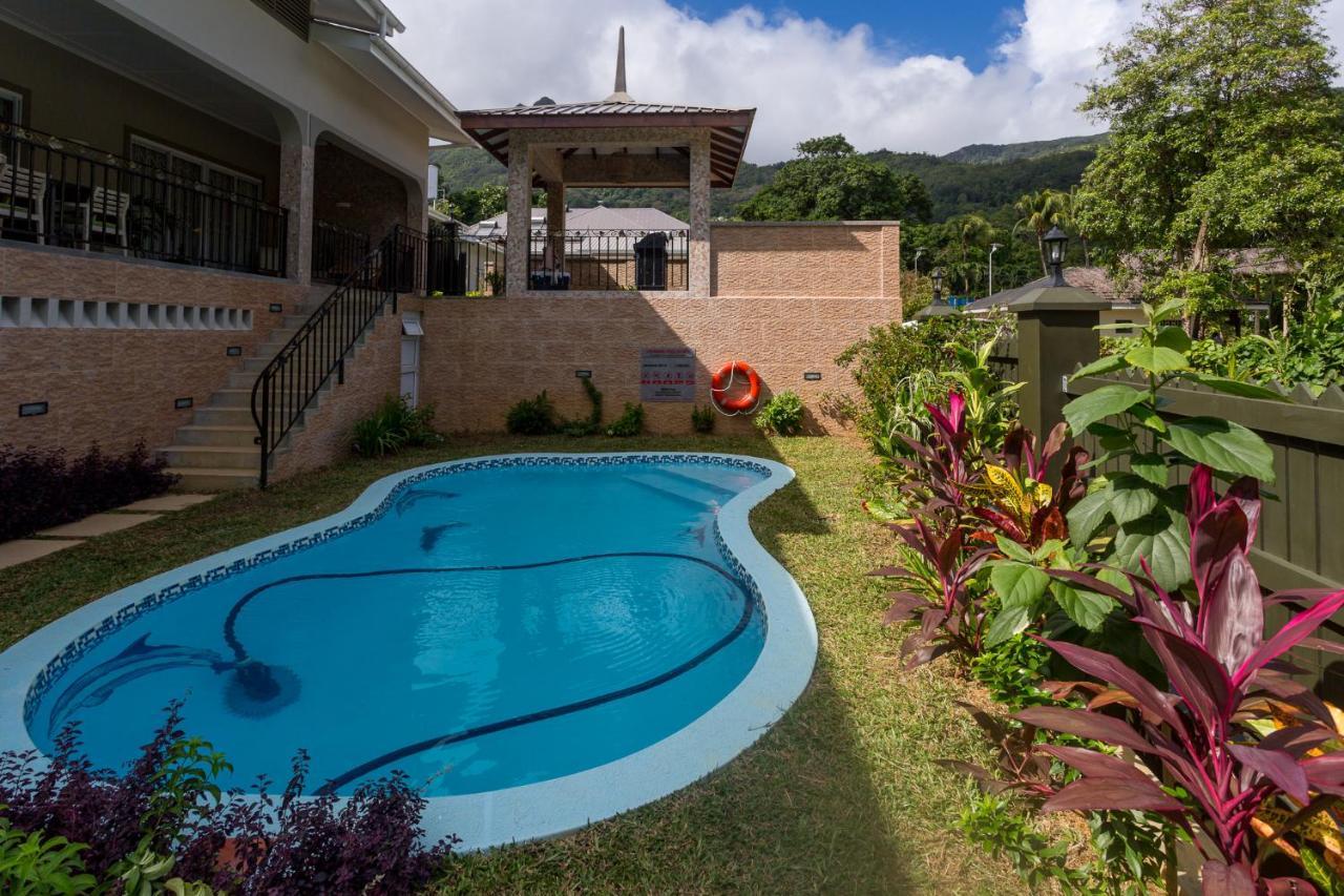 Beau Vallon Villa Chalets ภายนอก รูปภาพ