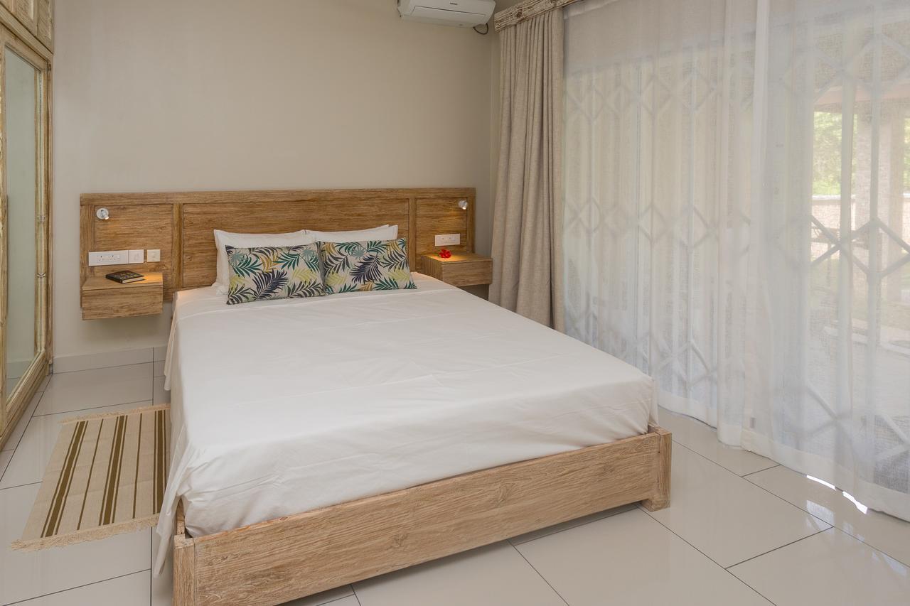 Beau Vallon Villa Chalets ภายนอก รูปภาพ