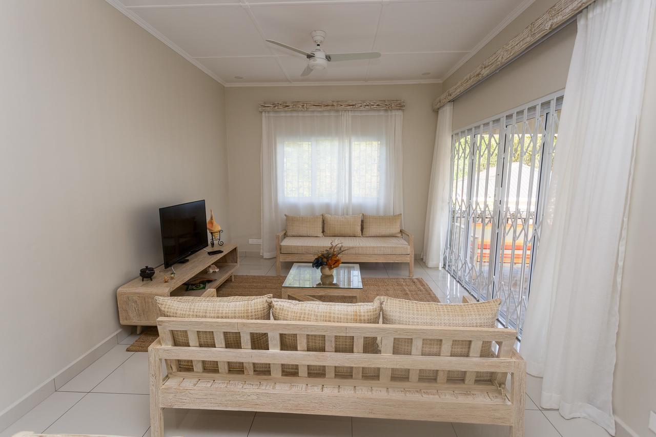 Beau Vallon Villa Chalets ภายนอก รูปภาพ